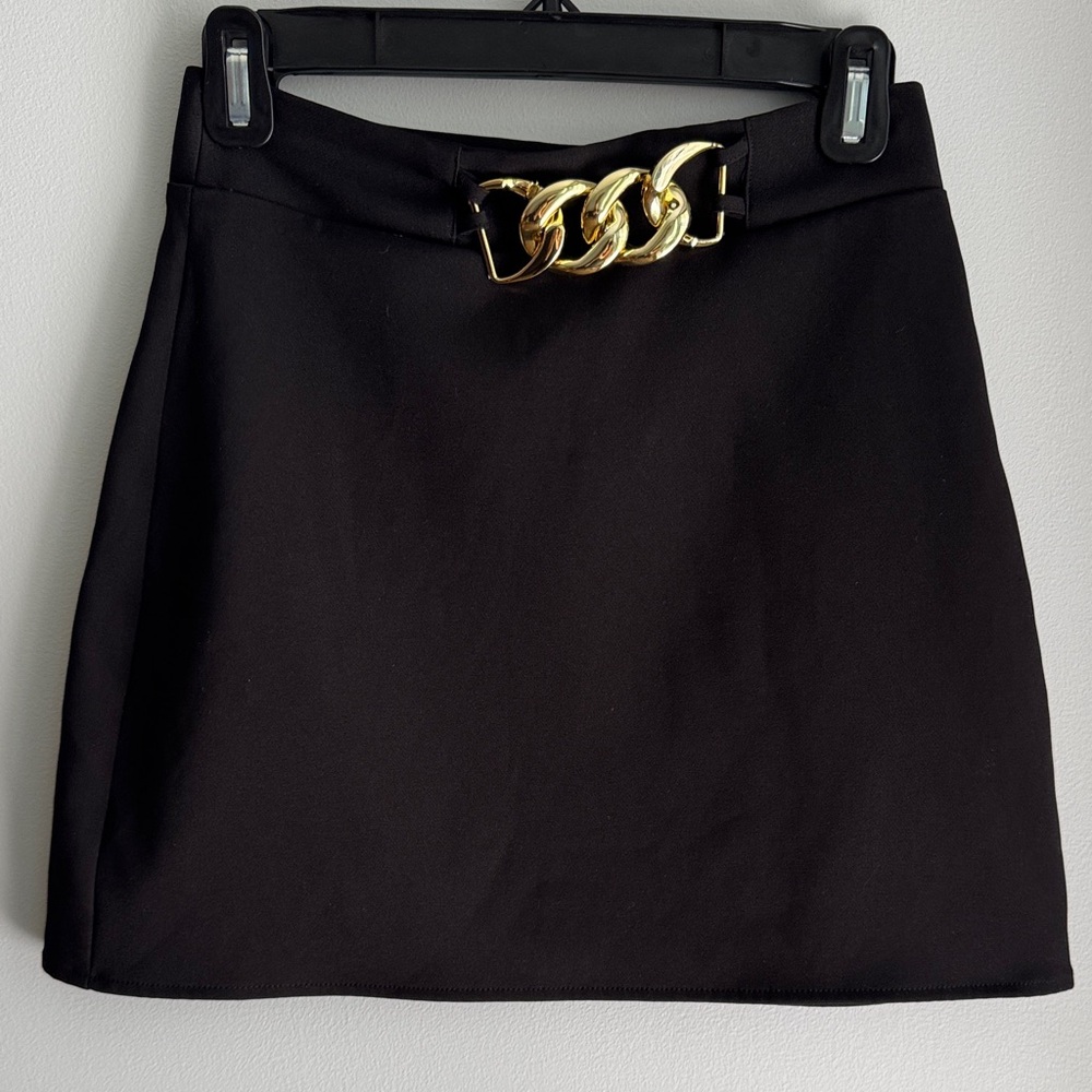 ZARA size XS - Elegant Black Skirt with Gold Chain Detail